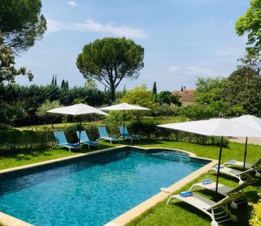 Villecroze Bed & Breakfast | La Bastide de Villecroze
