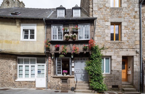 Dinan House | LA BELLE A COLOMBAGE - Maison XVIIème rénovée au coeur de Dinan