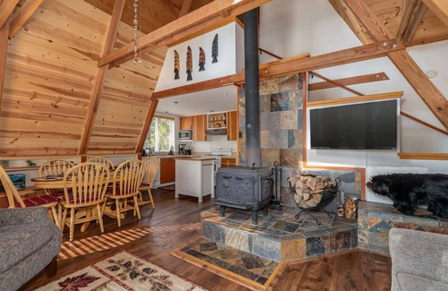 Arnold Cabin | La Belle Cabine-Lake Access