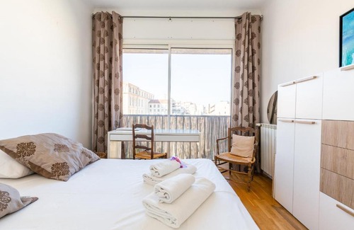 Quartier du Panier Apartment | La Belle Vue - 65m2 au dernier étage avec ascenseur