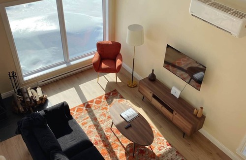 Petite-Riviere-Saint-Francois Ski Chalet | La Bellecôte | Détente en nature avec spa