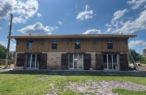 Sainte-Helene House | La Bergerie de Polly, au Milieu de la Fôret à 20 mns des Plages de Lacanau Océan
