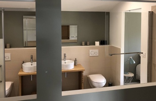 Arjuzanx House | La Bergerie, sleeps 8/10, nature, calm and comfort