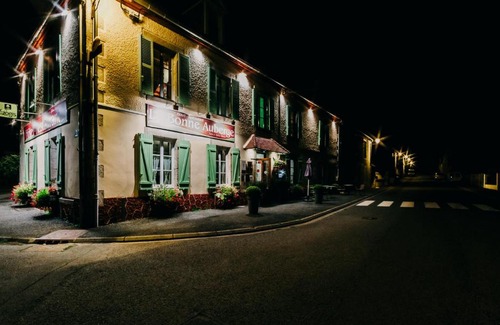 Nouzerines Hotel | La Bonne Auberge