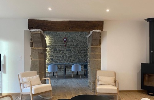 Saint-Marc-sur-Couesnon House | La Bourgaignere Calme Longère Dans la Nature
