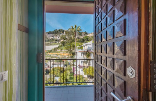 Old Town Apartment | La Côte d'Azur by Wonderful Italy