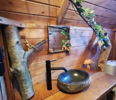 Tournes Ski Chalet | La cabane du Nuton Ardennais