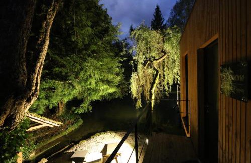 Frenois Cabin | La Cabane du Pont de l'Ignon
