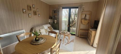 Bleriot-Plage House | "La cabane du sentier", tiny house sur pilotis avec petit jardin, proche de la mer et du site naturel des 2 caps