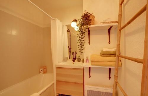 Saint-Sulpice Apartment | La Campagne Romantique - avec entrée autonome, clim neuve, parking privé & sa piscine ! -