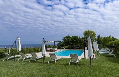 La Morra Apartment | La Cantinella Country House La Morra: Apartment Dimora dell'Aia