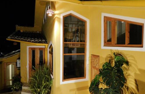 San Cristobal de las Casas Apartment | La Casa de las Aves - Architect's House/ Amazing view & garden