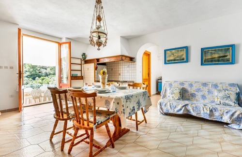 Carloforte Apartment | La casa dei Nonni in Carloforte!