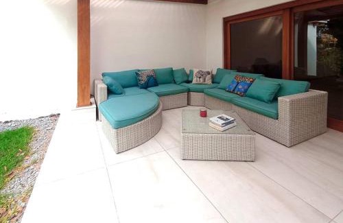 Checa House | La Casa del Jazmín