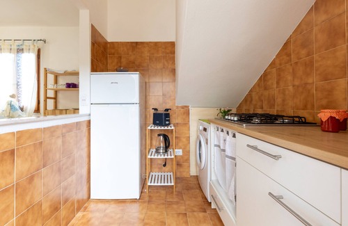 Solanas House | La Casa del Mare, a cozy home just 2 steps from the beach.nn