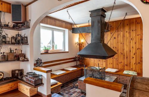 Castel Ivano House | La Casa di Michela - 120m2 in the mountains with fireplace & garden