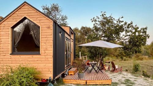 Castilenti House | La Casa Errante 1 by Tiny Away
