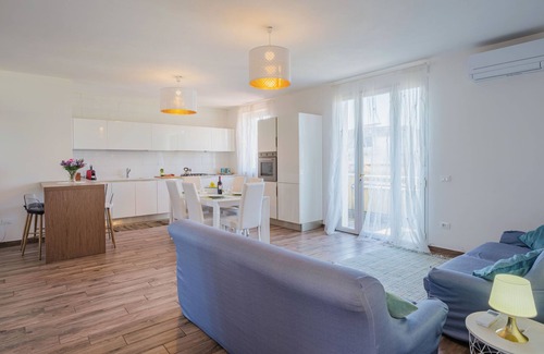 Torre del Lago Puccini Apartment | La casa dei limoni di Valeria by Interhome