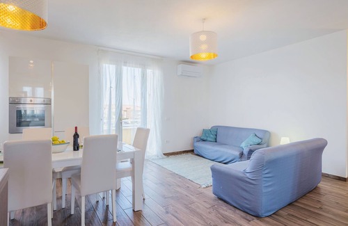 Torre del Lago Puccini Apartment | La casa dei limoni di Valeria by Interhome