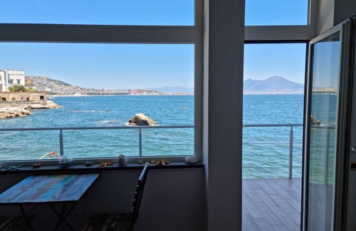 Posillipo House | LA CASA SULL ACQUA