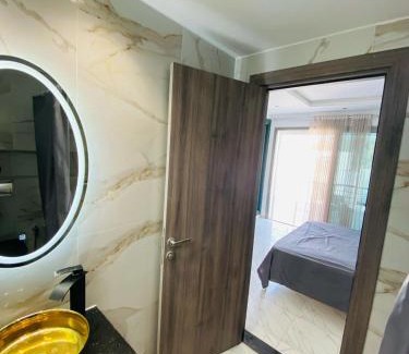Mansoura Apartment | La Cascade Ḩammām al Ghazzāz