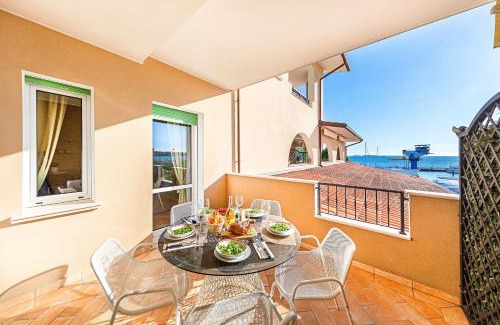 Manerba del Garda Apartment | La Cascata Apartment with pool by Wonderful Italy