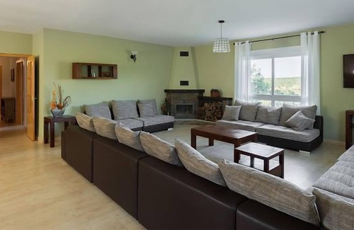 Castillejo de Mesleon House | La Casona del Monte, large groups in a single house near Madrid