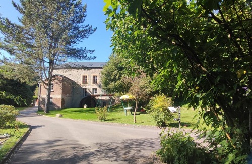 Neufmanil House | LA Chaira - Neufmanil