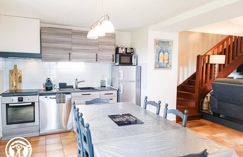 Viazac House | La Classe - VIAZAC - Gîte