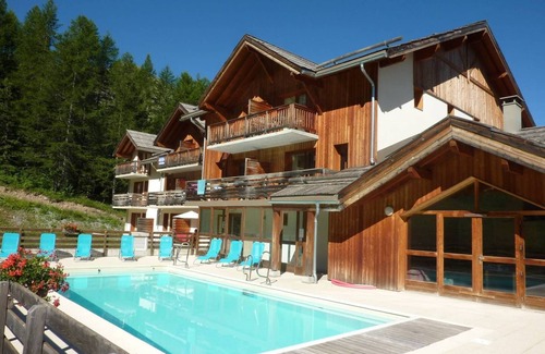 Les Orres Apartment | La Combe D’Or 4* Residence in Les Orres 1800