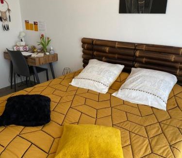 Guereins House | La Croisée Chambre d hôte avec sanitaires partagés