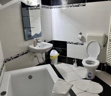 Arad House | La Danezul