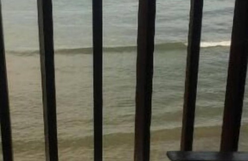 Corozal Hotel | La Delphina Bed and Breakfast Bar and Grill King Suite with Sea View