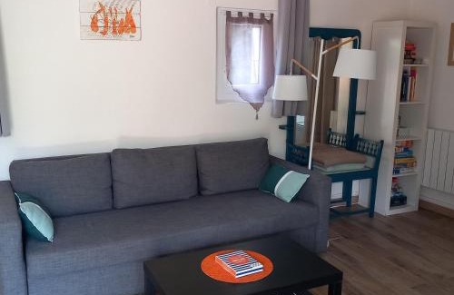 Plobannalec-Lesconil House | La Demoiselle du Finistère