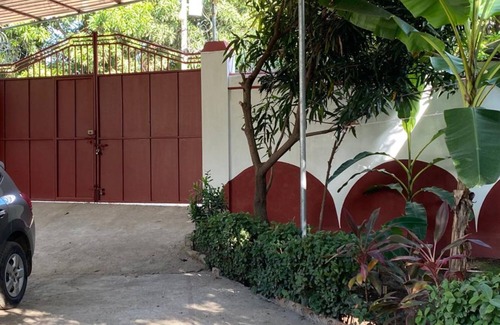 Cap-Haitien House | La Difference GuesthousenEconomical/Comfortable/Gorgeous/20 mins -Center/Airport