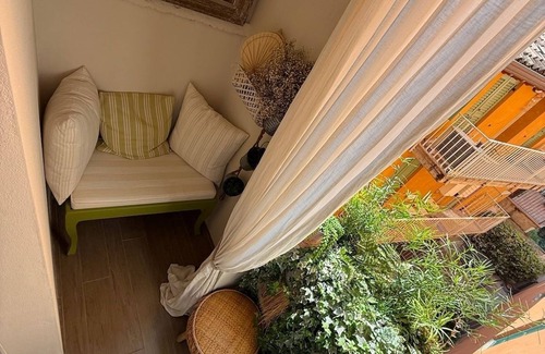 Borgo Trento Apartment | La Dolce Vita - Luxury Verona city Apartment 2 BR, 2 BA with Romantic Balcony