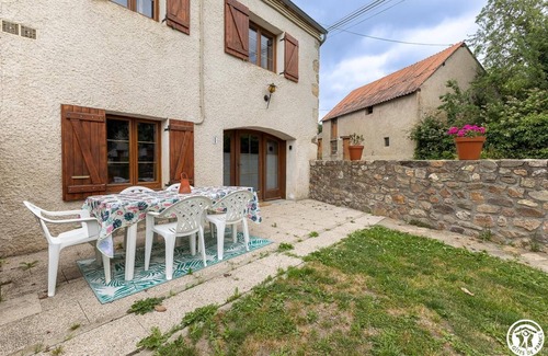 Blot-lʼEglise House | La Fauconniere - BLOT L'EGLISE