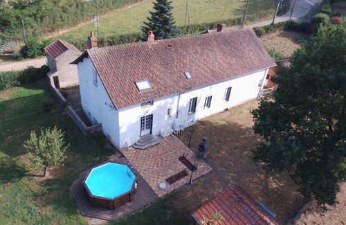 Saint-Vallier House | LA fERME DU BOIS PERRAULT - Saint-Vallier - 71230