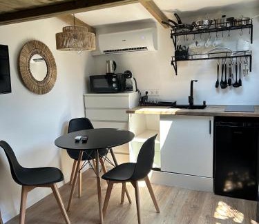 Sant Cugat del Valles House | La Floresta Suite