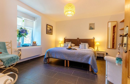 Chatelais House | La Forcerie de Chatelais
