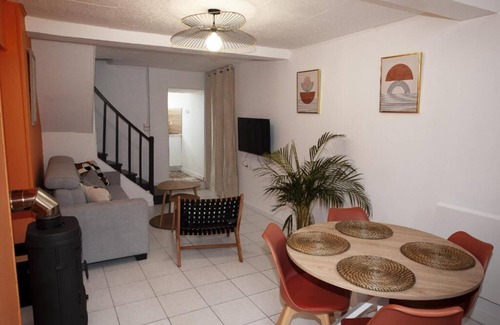La Foret-Auvray House | La Foresienne