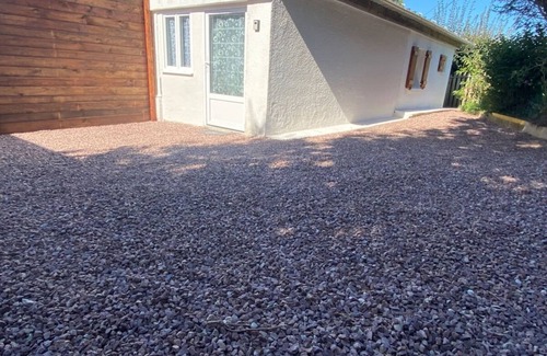 Beaufai Apartment | La Foulnerie Studio with independent courtyard 61270 Rai proche 61300 l'Aigle -Sanateflo -
