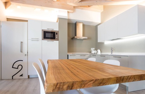 Drena Apartment | La Giostra Home Apartments "Two " - Air conditioning, balcony, ultra-fast Wifi