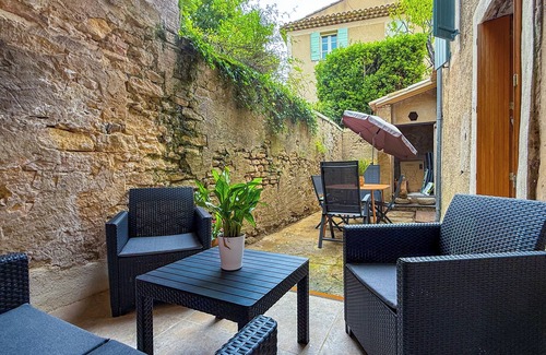 Goult House | La Gloriette en Luberon 15 minutes from GORDES