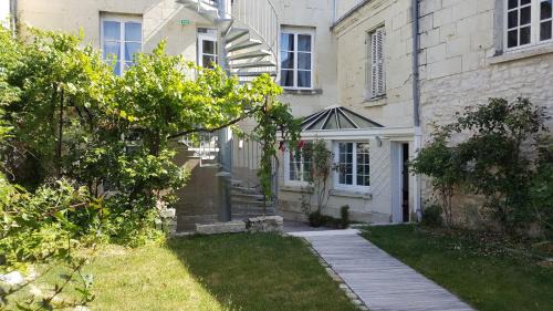 Chatellerault Hotel | La Gourmandine