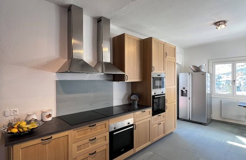 Randogne Ski Chalet | La Grande Baronne: Lux alp. chalet with jacuzzi, sauna and fitness
