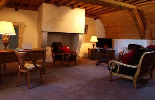 Crepon Apartment | La Grande Ferme "3 bedroom apartment" in Crépon, near Arromanches/Bayeux