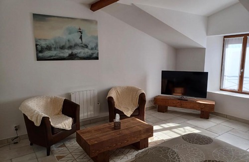 Thaire House | La Grange 3 étoiles - Maison d'hôte à 10 min des plages
