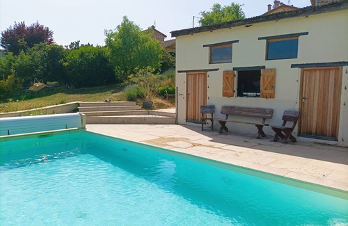 Dareize House | La Grange, family home for 15 with swimming pool