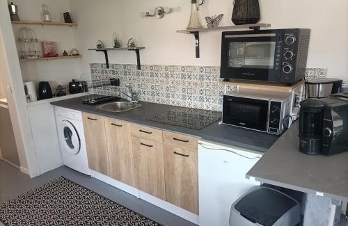 Neuilly-l'Eveque Apartment | La grange gite 2 chambres, 4 couchages